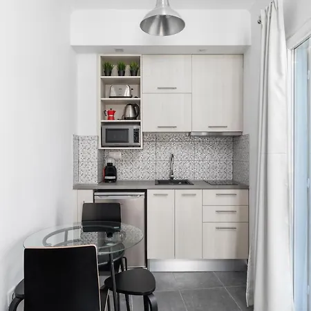 Beourguest 2 Bright Corner * 테살로니키