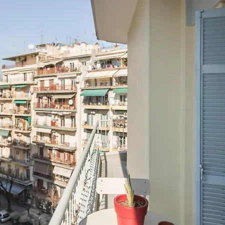 Beourguest 2 Bright Corner 아파트 테살로니키