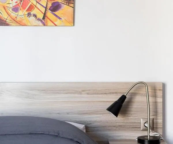 Beourguest 2 Bright Corner Selanik